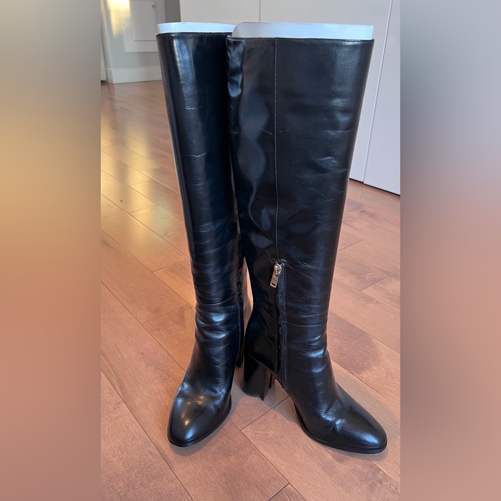 Coach Black Leather Knee-High Heeled Boots with Side Zip.